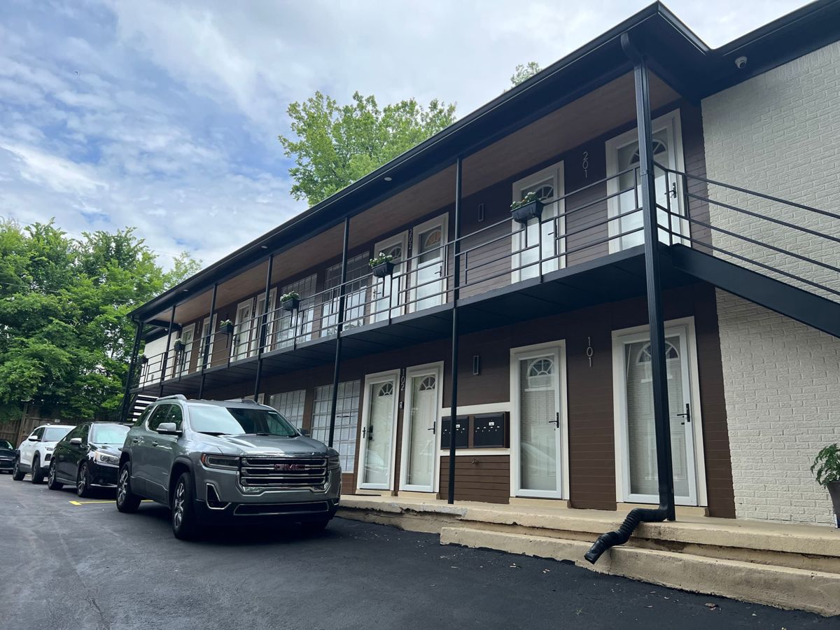 156 Clark Pl building exterior