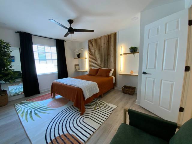 One-Bedroom C photo 2