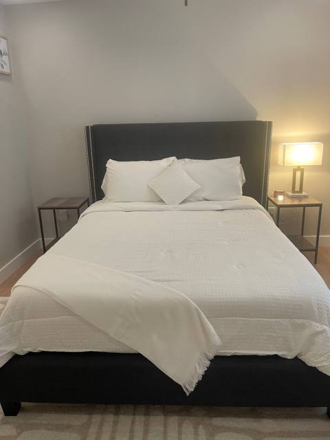 One-Bedroom D photo 2