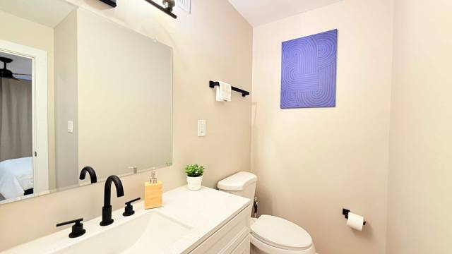 The Two-Bedroom photo 6