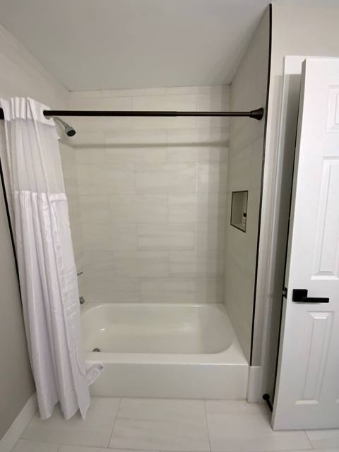 Two-Bath B photo 3